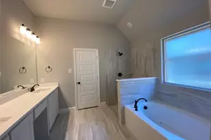 530 Aldred St, Greenville, TX 75401 - Photo 20