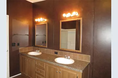 2141 Crocket, Sanger, TX 76266 - Photo 16