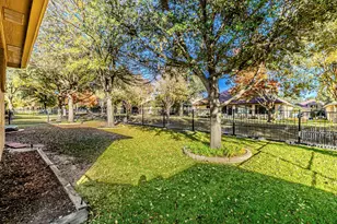 9505 Trailwood Dr, Denton, TX 76207 - Photo 30
