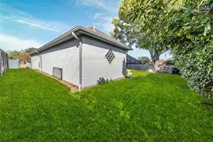 4112 Fairlakes Ct, Dallas, TX 75228 - Photo 26