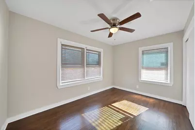 3404 Griggs Avenue, Fort Worth, TX 76119 - Photo 16