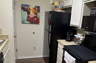 3210 S Fielder Rd, Arlington, TX 76015 - Photo 6