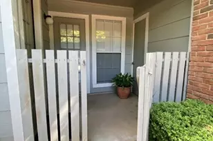 3210 S Fielder Rd, Arlington, TX 76015 - Photo 2
