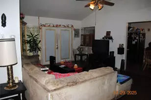 1539 Willowbrook St, Lancaster, TX 75134 - Photo 2