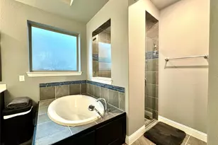 1900 Cedar Bluff Pkwy, Mansfield, TX 76063 - Photo 20