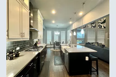 1900 Cedar Bluff Parkway, Mansfield, TX 76063 - Photo 10