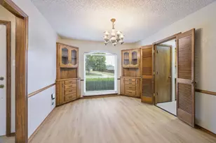 2505 Club Meadow Dr, Garland, TX 75041 - Photo 6