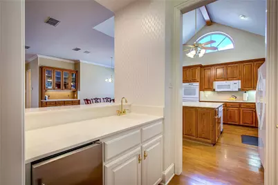 6404 Creekside Drive, Greenville, TX 75402 - Photo 14