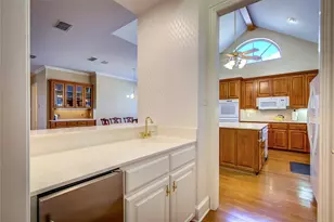 6404 Creekside Dr, Greenville, TX 75402 - Photo 14