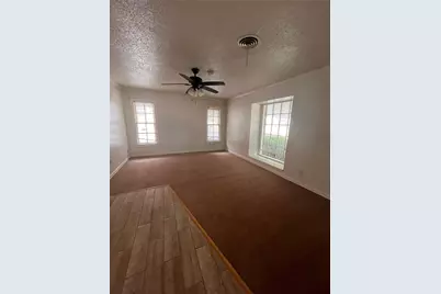 1104 E Robert Street, Fort Worth, TX 76104 - Photo 6