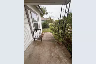 2928 Bomar Avenue, Fort Worth, TX 76103 - Photo 2