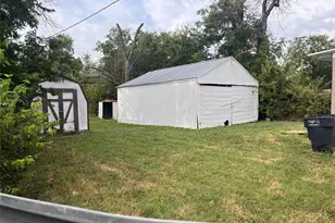 2928 Bomar Ave, Fort Worth, TX 76103 - Photo 14