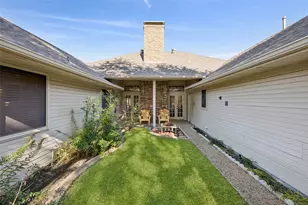 2918 Grand Oak Dr, Garland, TX 75044 - Photo 26