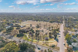 2005 1st St, Brownwood, TX 76801 - Photo 32