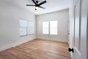 220 W Wardville St, Cleburne, TX 76033 - Photo 30