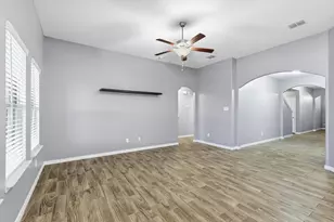 445 Pollyann Trl, Fort Worth, TX 76052 - Photo 10