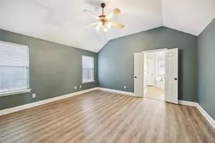 100 Lorient Dr, Mansfield, TX 76063 - Photo 18