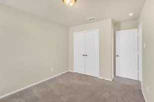 374 Coral Vine Ln, Burleson, TX 76028 - Photo 8