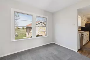 10609 Seagoville Rd, Dallas, TX 75217 - Photo 14