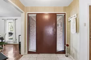 534 W Red Bird Ln, Duncanville, TX 75116 - Photo 2