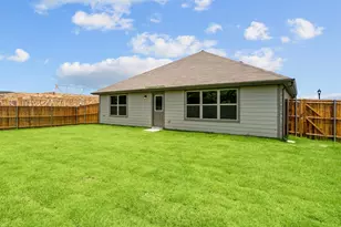 533 Hickory Rdg Dr, Van Alstyne, TX 75495 - Photo 28