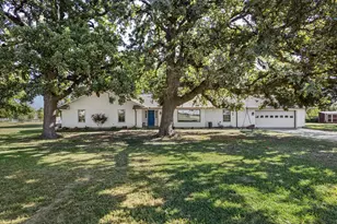 62 Sanders Rd, Whitesboro, TX 76273 - Photo 30