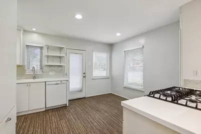 5102 W Mockingbird Lane, Dallas, TX 75209 - Photo 10