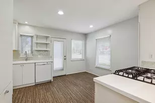 5102 W Mockingbird Ln, Dallas, TX 75209 - Photo 10