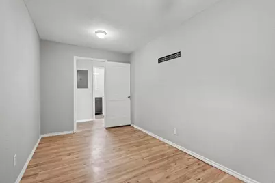 701 W Hull Street #101-2, Denison, TX 75020 - Photo 2