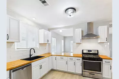 823 Havendon Circle, Dallas, TX 75203 - Photo 1