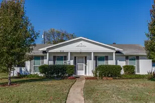 416 Cambridge Dr, Richardson, TX 75080 - Photo 1