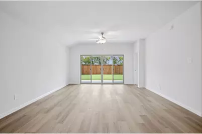 705 London Town Lane, Princeton, TX 75071 - Photo 8