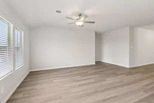 703 London Town Ln, Princeton, TX 75071 - Photo 8