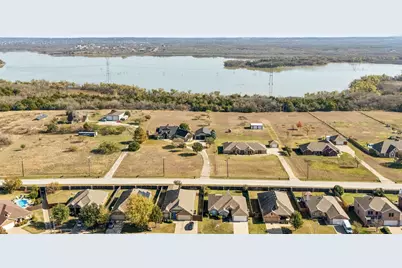 705 Bayshore Drive, Mansfield, TX 76063 - Photo 30