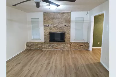 1113 Janell Drive, Irving, TX 75062 - Photo 6