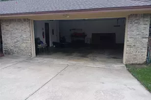 1113 Janell Dr, Irving, TX 75062 - Photo 24