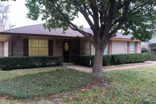 1113 Janell Dr, Irving, TX 75062 - Photo 2