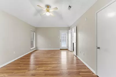 2060 Heather Glen Drive, Lewisville, TX 75067 - Photo 20