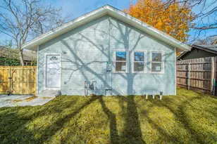 5914 Victor St, Dallas, TX 75214 - Photo 32