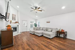 6013 Photinia Ave, Denton, TX 76208 - Photo 12