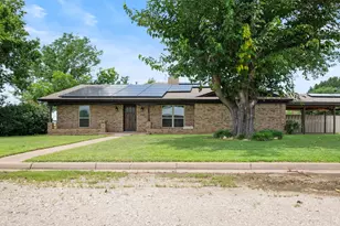 2200 SE 26th Ave, Mineral Wells, TX 76067 - Photo 1