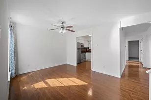 9702 Amberton Pkwy, Dallas, TX 75243 - Photo 8