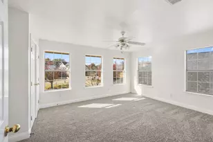 2824 Greenway Dr, Burleson, TX 76028 - Photo 16