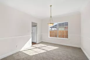 2824 Greenway Dr, Burleson, TX 76028 - Photo 8