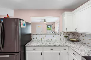 104 S Wall St, Itasca, TX 76055 - Photo 8