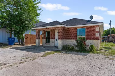 104 S Wall Street, Itasca, TX 76055 - Photo 1