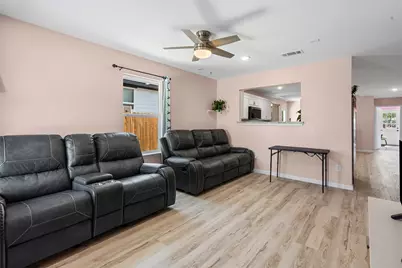 104 S Wall Street, Itasca, TX 76055 - Photo 6