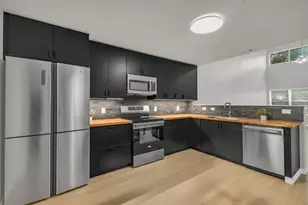 9731 Wake Bridge Dr, Frisco, TX 75035 - Photo 2