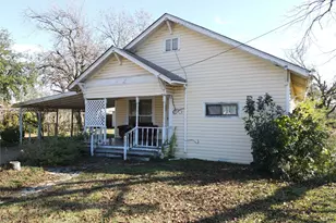 507 S Jackson St, Kaufman, TX 75142 - Photo 1
