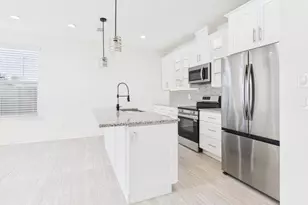 511 Richardson St, Athens, TX 75751 - Photo 10